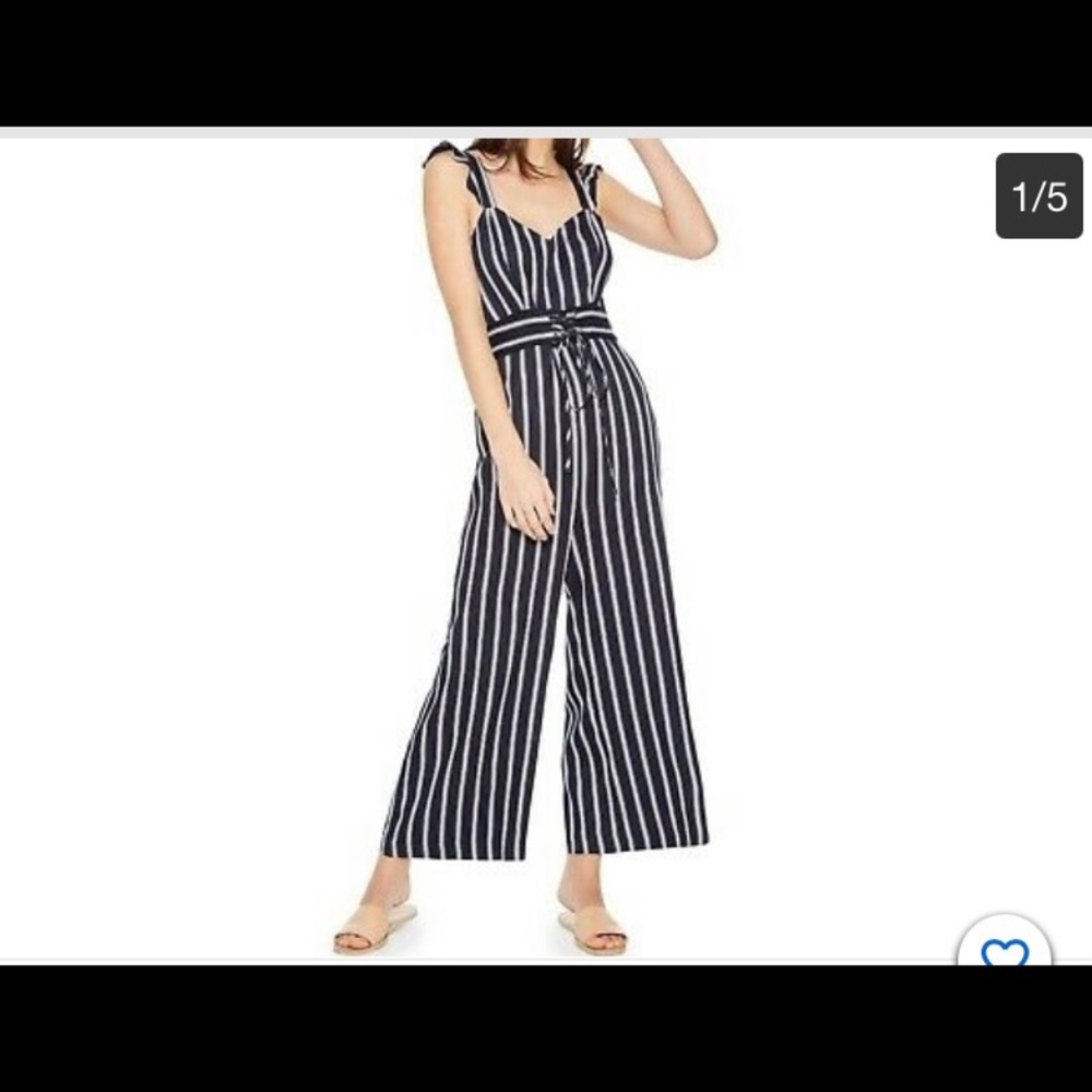 Flowy, striped jumpsuit